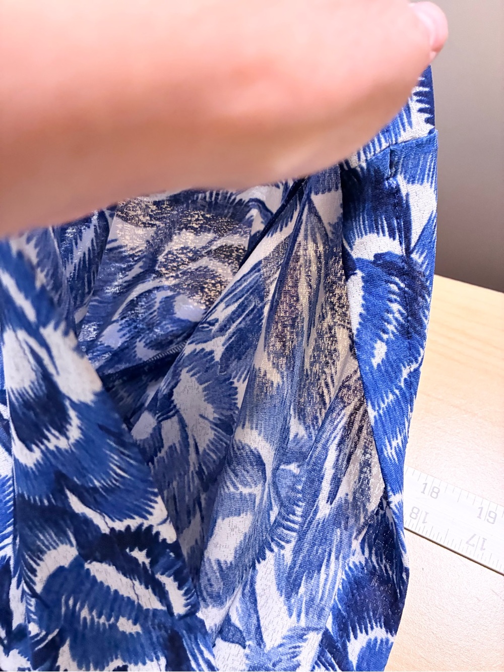 Y2K Karen Kane Floral Twist Front Short Sleeve Blouse Vintage Blue White Medium - Picture 6 of 7